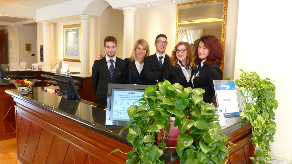 Ih Hotels Padova Admiral Bagian luar foto